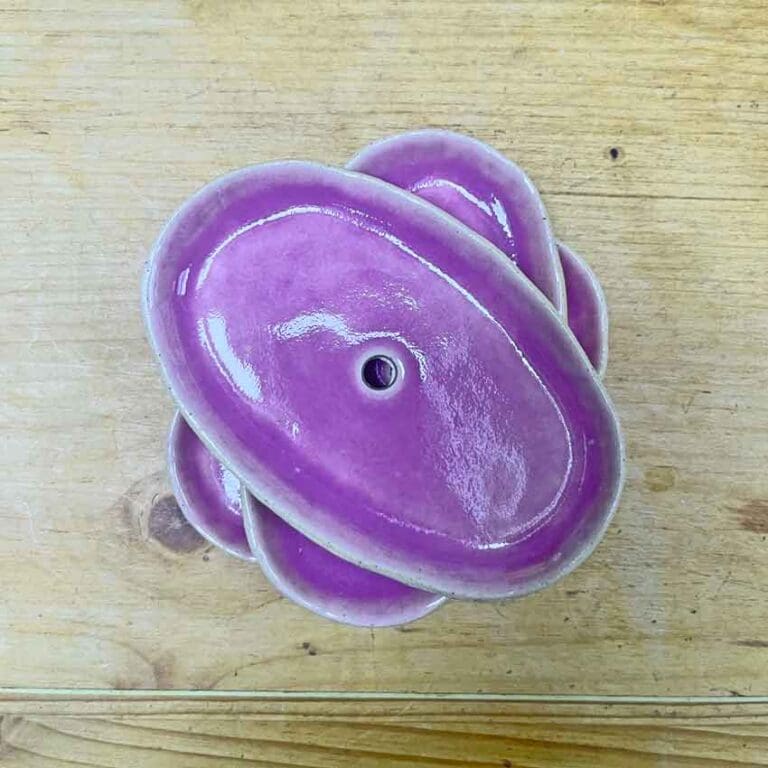 Ceramic soap dish oval