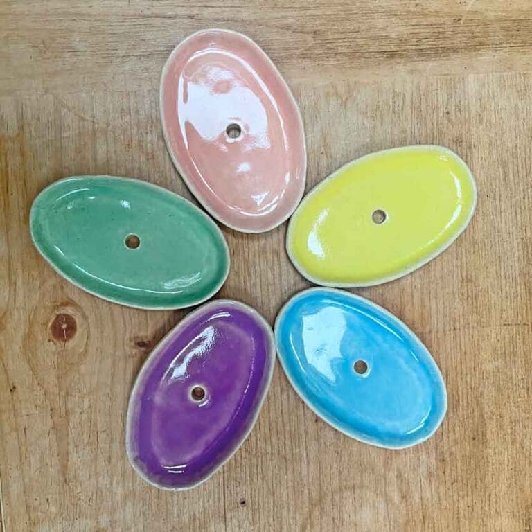 Ceramic soap dish oval