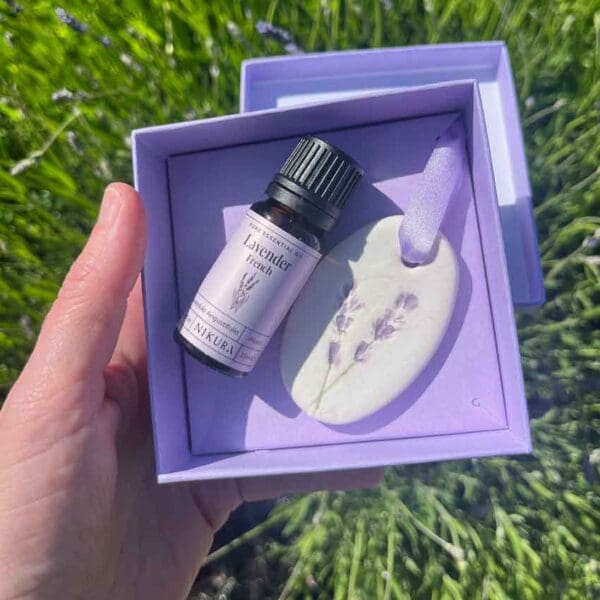 Porcelain lavender essential oil diffuser - Image 4